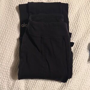 ALO Yoga Classic Black Leggings